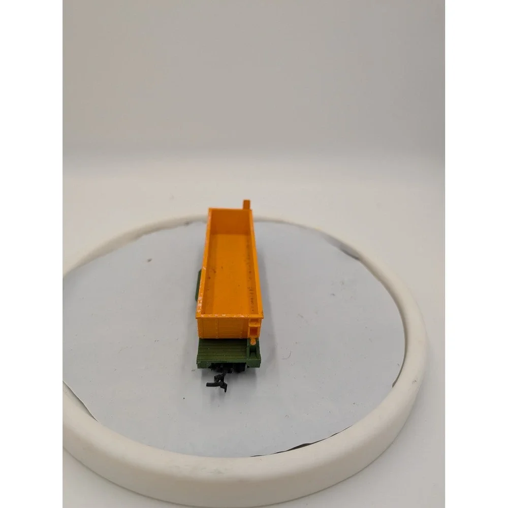 HO Scale Clementine Gold Mining Co Boxcar Yellow Green Model Train Rolling Stock